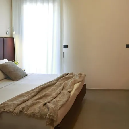 Aloisi 3* Lecce